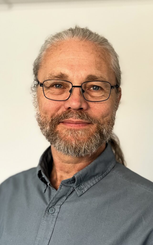 Mikkel Rasmussen - Behandleren